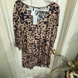 Jantzen NWT  swim tan/ Black cover up Animal Print V-Neck Tunic
